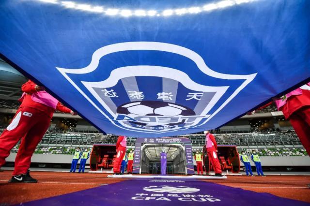 九游会J9平台-球员讨薪,俱乐部讨债,谁愿为中超财务窟窿买单?